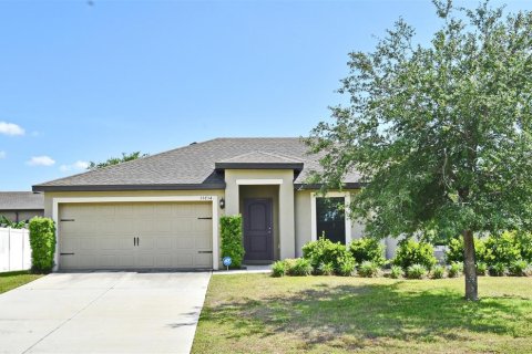 House in Leesburg, Florida 3 bedrooms, 115.57 sq.m. № 1735576 - photo 1