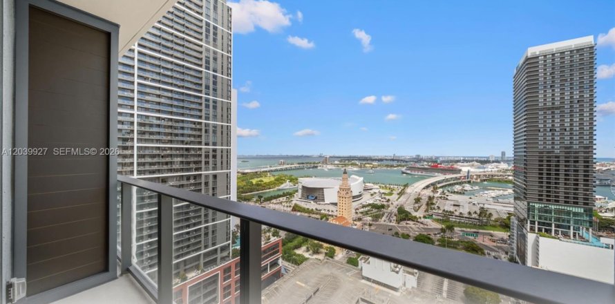 Studio à Condo à Miami, Floride  № 2186165