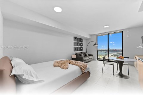 Copropriété à vendre à Miami, Floride: 38.28 m2 № 2186165 - photo 7