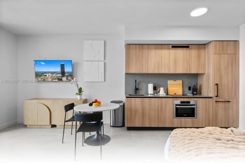 Copropriété à vendre à Miami, Floride: 38.28 m2 № 2186165 - photo 4
