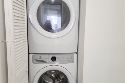 Купить таунхаус в Хомстед, Флорида 4 спальни, 133.22м2, № 1996250 - фото 9