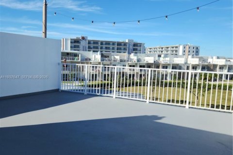 Купить таунхаус в Хомстед, Флорида 4 спальни, 133.22м2, № 1996250 - фото 17