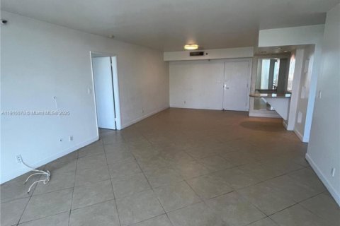 Copropriété à louer à Aventura, Floride: 2 chambres, 98.66 m2 № 1971028 - photo 3