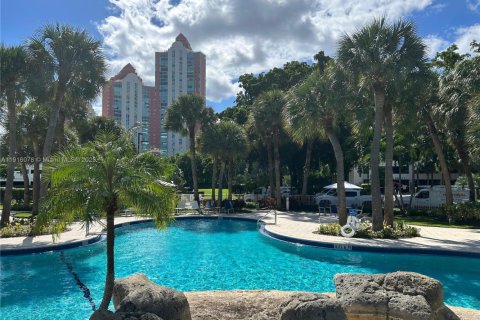 Copropriété à louer à Aventura, Floride: 2 chambres, 98.66 m2 № 1971028 - photo 16