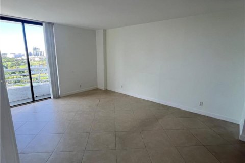 Copropriété à louer à Aventura, Floride: 2 chambres, 98.66 m2 № 1971028 - photo 7