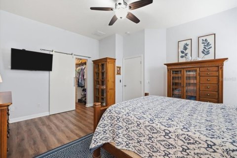 House in Lutz, Florida 3 bedrooms, 178.47 sq.m. № 2205268 - photo 25