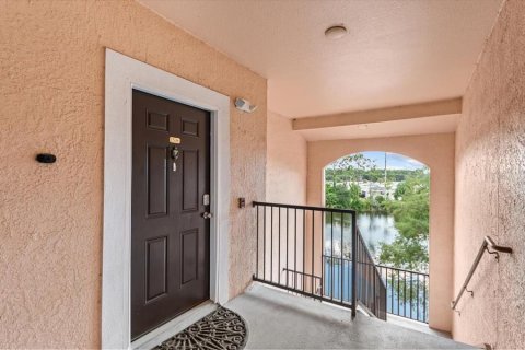 Condo in Sarasota, Florida, 1 bedroom  № 2387486 - photo 2