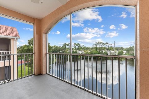 Condo in Sarasota, Florida, 1 bedroom  № 2387486 - photo 9