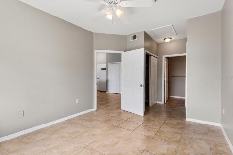 Condo in Sarasota, Florida, 1 bedroom  № 2387486 - photo 25