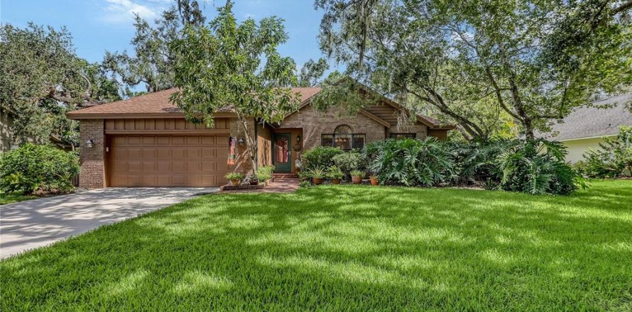 House in Sarasota, Florida 3 bedrooms, 177.35 sq.m. № 1884817