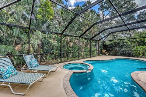 House in Sarasota, Florida 3 bedrooms, 177.35 sq.m. № 1884817 - photo 2