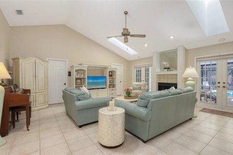 House in Sarasota, Florida 3 bedrooms, 177.35 sq.m. № 1884817 - photo 6