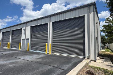 Commercial property in Jacksonville, Florida № 1884274 - photo 6