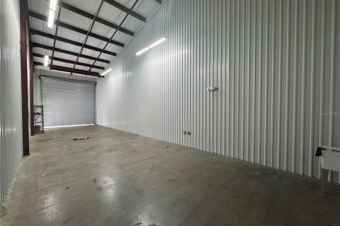 Commercial property in Jacksonville, Florida № 1884274 - photo 4