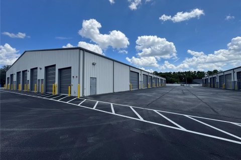 Commercial property in Jacksonville, Florida № 1884274 - photo 1