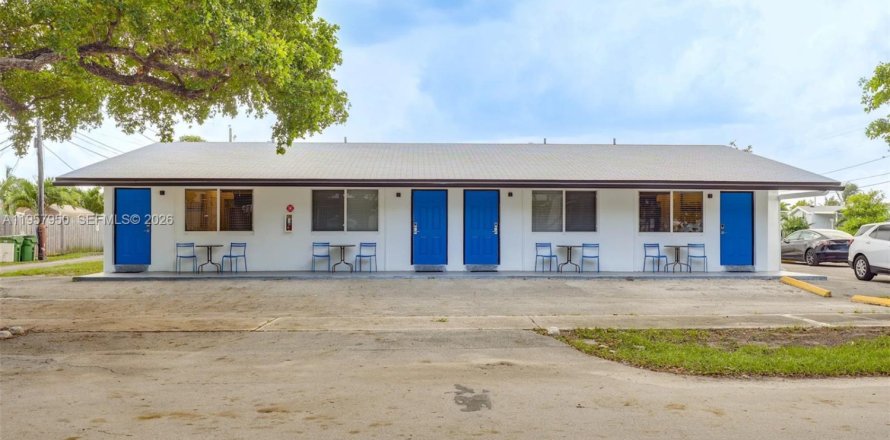 Immobilier commercial à Hallandale Beach, Floride 199.83 m2 № 2019628