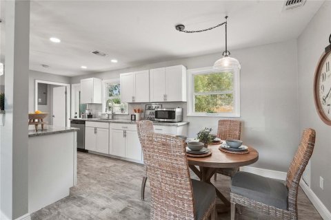 Casa en venta en Bradenton, Florida, 3 dormitorios, 96.43 m2 № 1681935 - foto 17