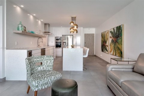 Condominio en alquiler en Hollywood, Florida, 2 dormitorios, 84.08 m2 № 2039892 - foto 22