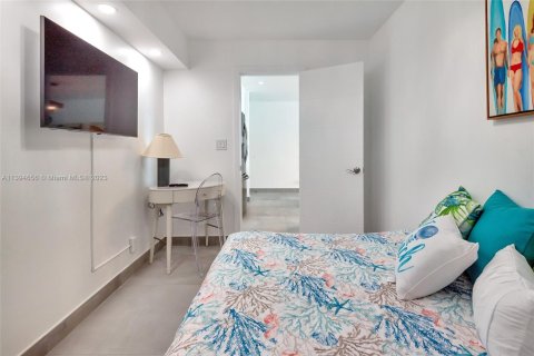 Condominio en alquiler en Hollywood, Florida, 2 dormitorios, 84.08 m2 № 2039892 - foto 19