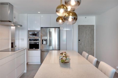 Condominio en alquiler en Hollywood, Florida, 2 dormitorios, 84.08 m2 № 2039892 - foto 17