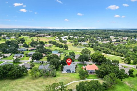 House in Lady Lake, Florida 3 bedrooms, 272.95 sq.m. № 1831140 - photo 27