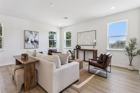 Villa ou maison à vendre à Apopka, Floride: 4 chambres, 230.96 m2 № 2142882 - photo 11