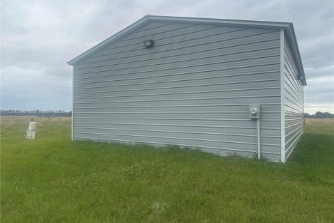 Immobilier commercial à vendre à Okeechobee, Floride № 1987843 - photo 10