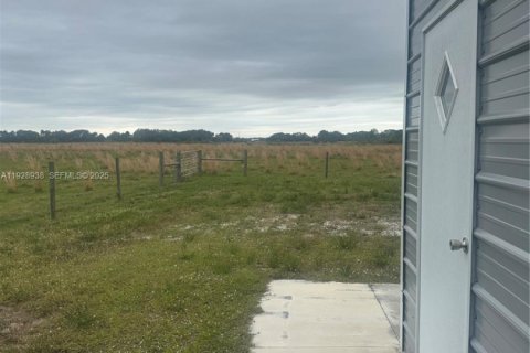 Immobilier commercial à vendre à Okeechobee, Floride № 1987843 - photo 18