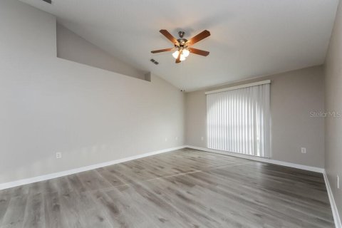 House in Kissimmee, Florida 3 bedrooms, 183.57 sq.m. № 2389136 - photo 7