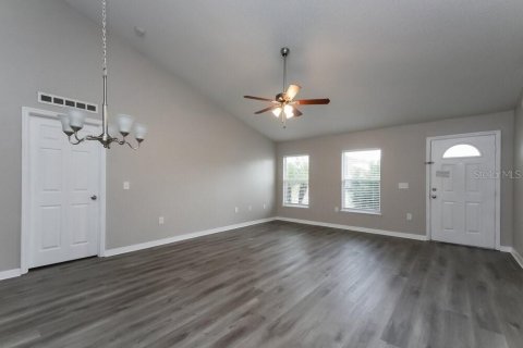 House in Kissimmee, Florida 3 bedrooms, 183.57 sq.m. № 2389136 - photo 3