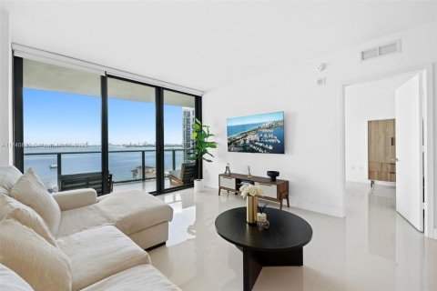 Condo in Miami, Florida, 2 bedrooms  № 1864576 - photo 14
