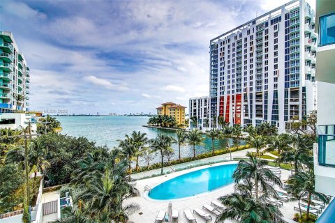 Condo in Miami, Florida, 2 bedrooms  № 1864576 - photo 7