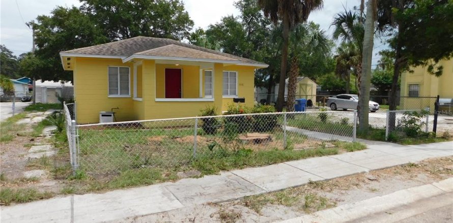 Casa en Saint Petersburg, Florida 3 dormitorios, 80.08 m2 № 1743485