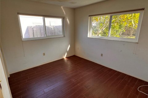 Villa ou maison à vendre à Pinellas Park, Floride: 2 chambres, 88.72 m2 № 2425329 - photo 19