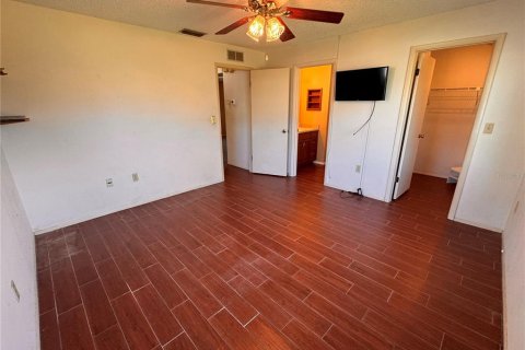 Villa ou maison à vendre à Pinellas Park, Floride: 2 chambres, 88.72 m2 № 2425329 - photo 12
