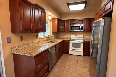 Villa ou maison à vendre à Pinellas Park, Floride: 2 chambres, 88.72 m2 № 2425329 - photo 8