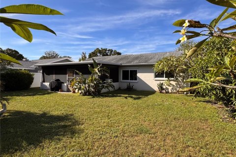 Villa ou maison à vendre à Pinellas Park, Floride: 2 chambres, 88.72 m2 № 2425329 - photo 26