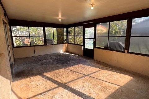 Villa ou maison à vendre à Pinellas Park, Floride: 2 chambres, 88.72 m2 № 2425329 - photo 24