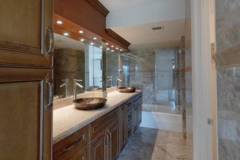 Купить кондоминиум в Холливуд, Флорида 3 комнаты, 109.62м2, № 2147030 - фото 14