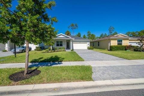 House in Palm Bay, Florida 3 bedrooms, 148.46 sq.m. № 2187936 - photo 4