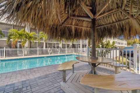 Touwnhouse à vendre à Saint Petersburg, Floride: 2 chambres, 178.19 m2 № 2105447 - photo 8