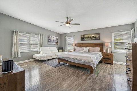 Touwnhouse à vendre à Saint Petersburg, Floride: 2 chambres, 178.19 m2 № 2105447 - photo 23