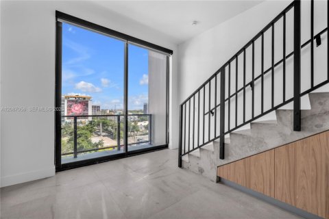 Condominio en alquiler en Miami, Florida, 3 dormitorios, 132.48 m2 № 2356771 - foto 11