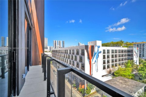 Condominio en alquiler en Miami, Florida, 3 dormitorios, 132.48 m2 № 2356771 - foto 20