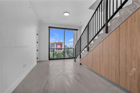 Condominio en alquiler en Miami, Florida, 3 dormitorios, 132.48 m2 № 2356771 - foto 10