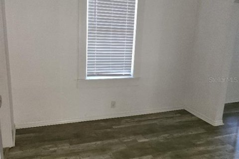 Villa ou maison à vendre à Tampa, Floride: 3 chambres, 94.76 m2 № 2351649 - photo 12