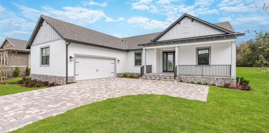 House in Brooksville, Florida 4 bedrooms, 235.23 sq.m. № 1393188