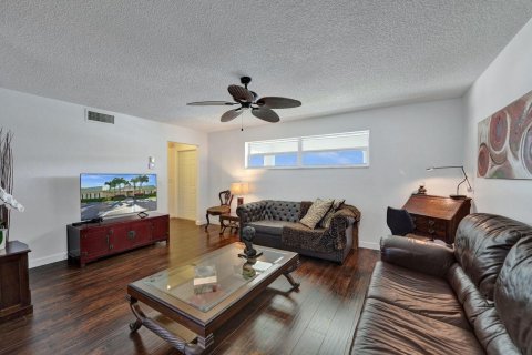 Copropriété à vendre à Boynton Beach, Floride: 1 chambre, 88.26 m2 № 2262013 - photo 6