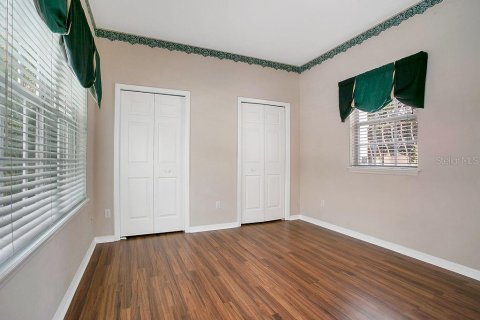 House in Orlando, Florida 5 bedrooms, 257.8 sq.m. № 1911213 - photo 23