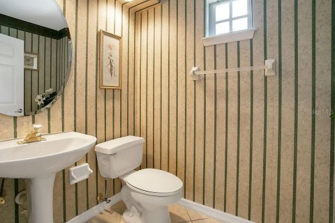 House in Orlando, Florida 5 bedrooms, 257.8 sq.m. № 1911213 - photo 25